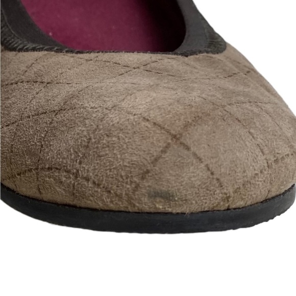 Munro Vicki Brown‎ Suede Ballet Flats 7.5 Quilted Pattern - Picture 13 of 13